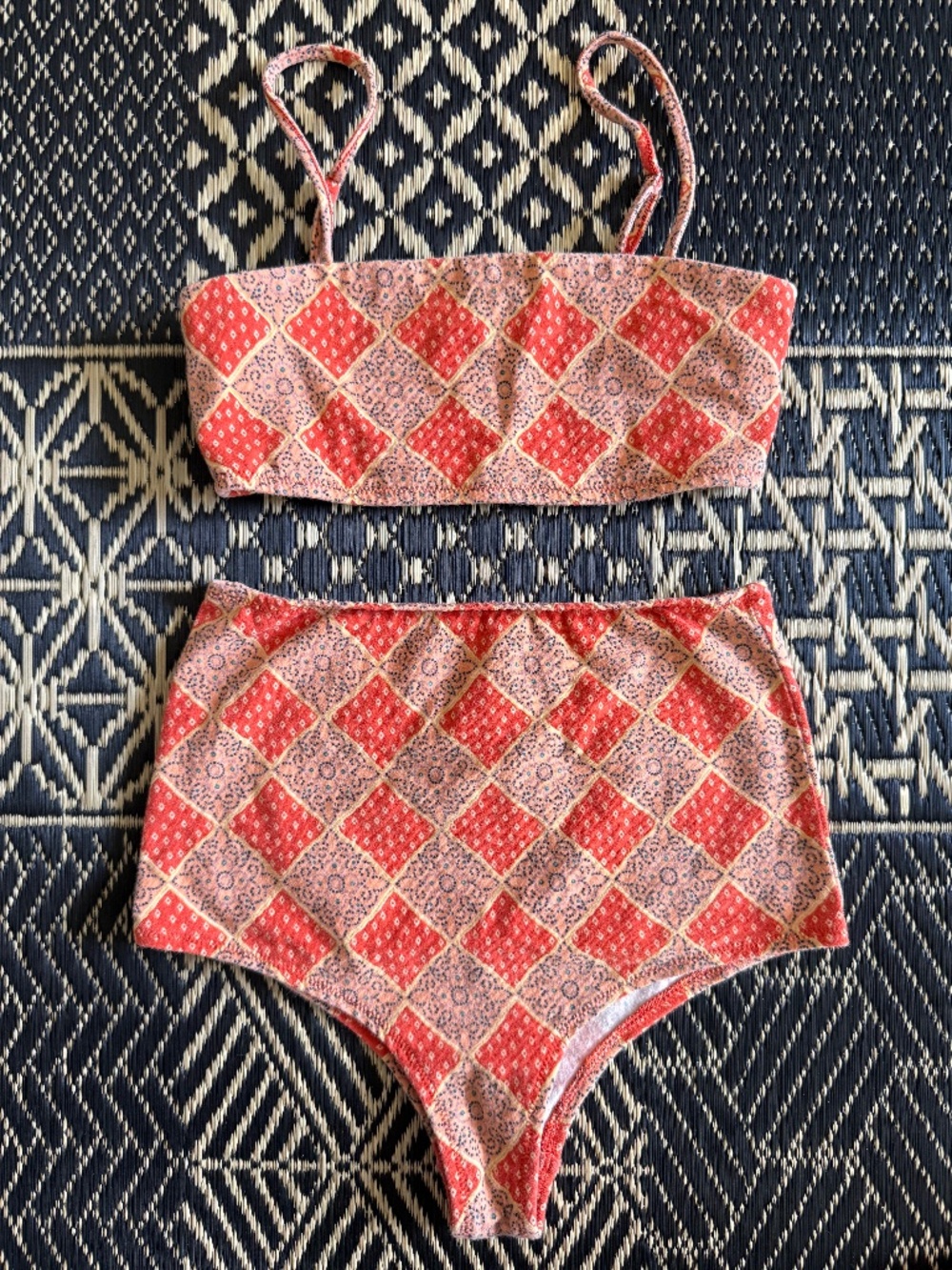 Hot To Trot Bra Set